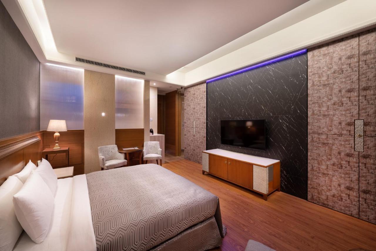 Purple Garden Motel 高雄市 エクステリア 写真
