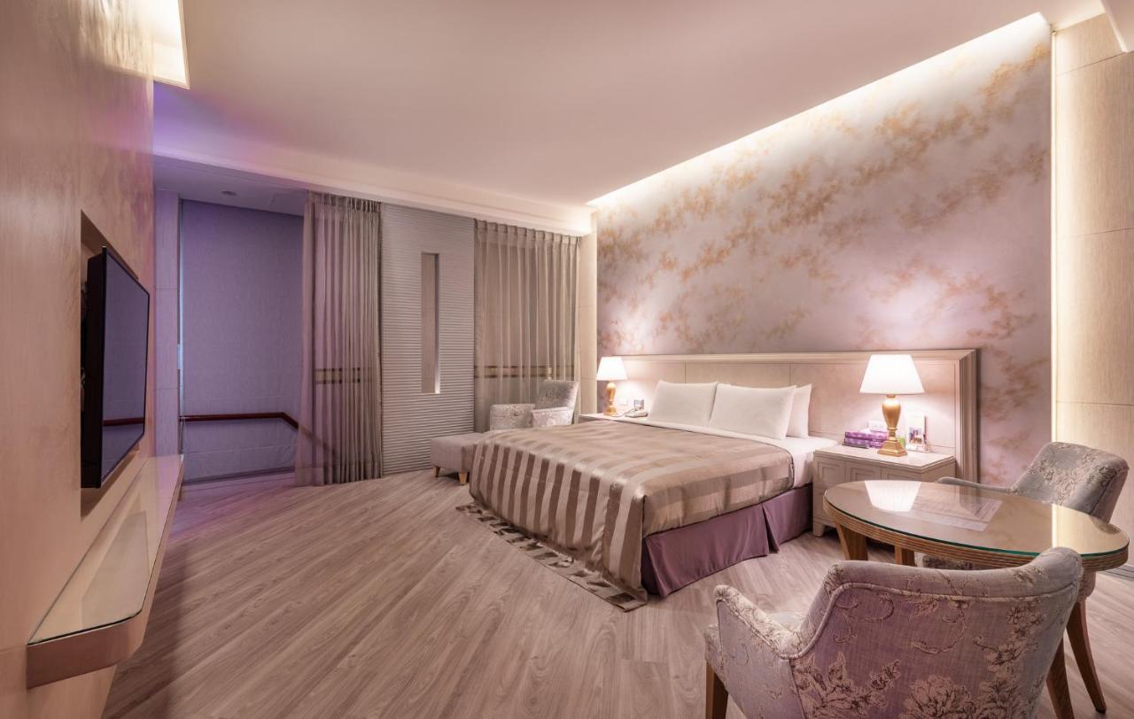 Purple Garden Motel 高雄市 エクステリア 写真