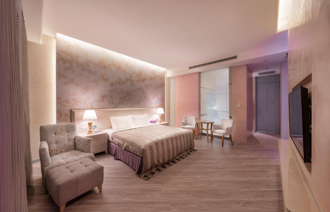 Purple Garden Motel 高雄市 エクステリア 写真