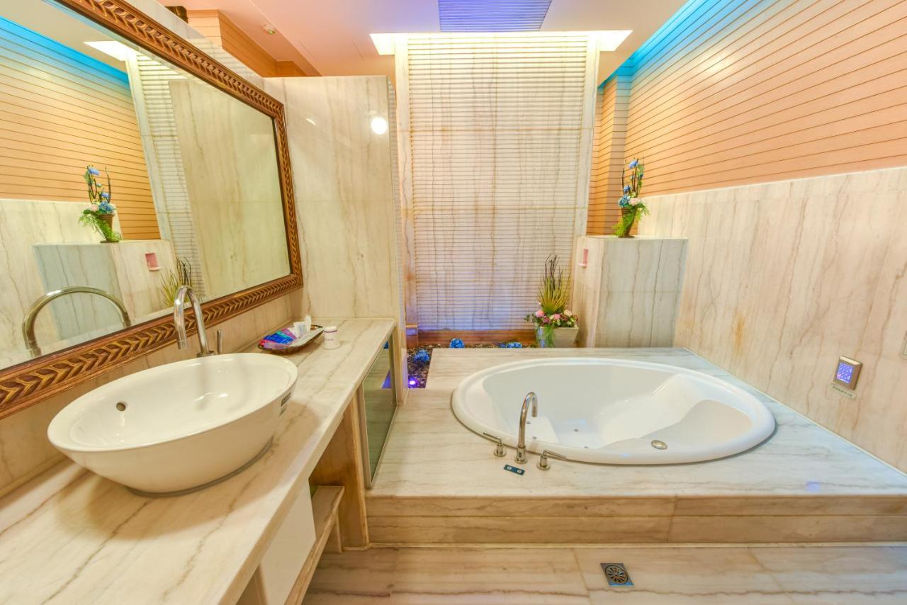Purple Garden Motel 高雄市 エクステリア 写真
